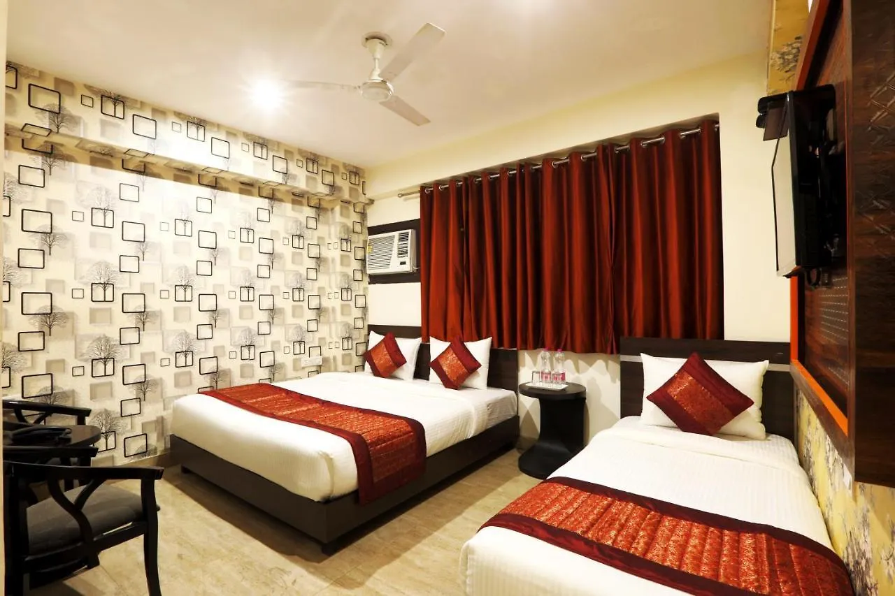 Hotel Delhi Airport New Delhi 3*,