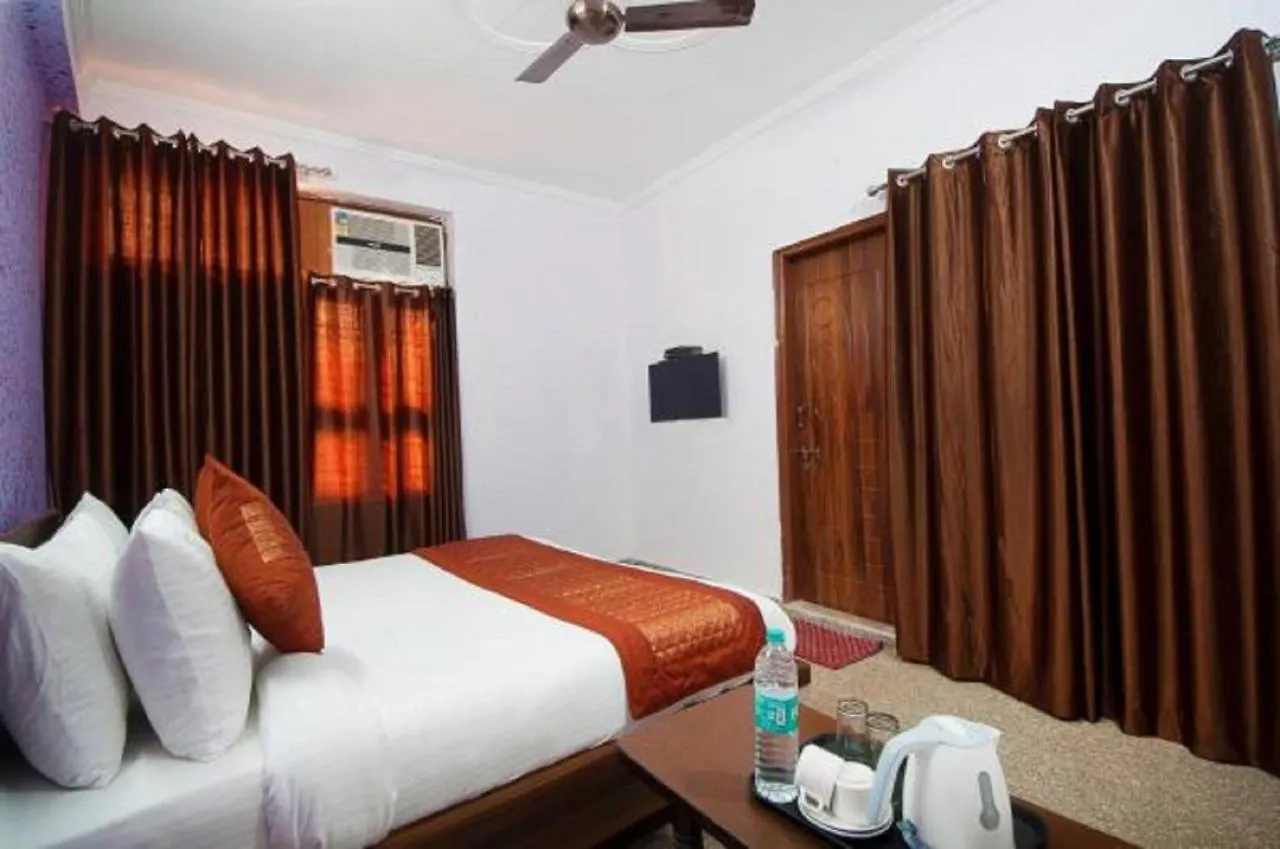 Hotel Delhi Airport New Delhi 3*,  India